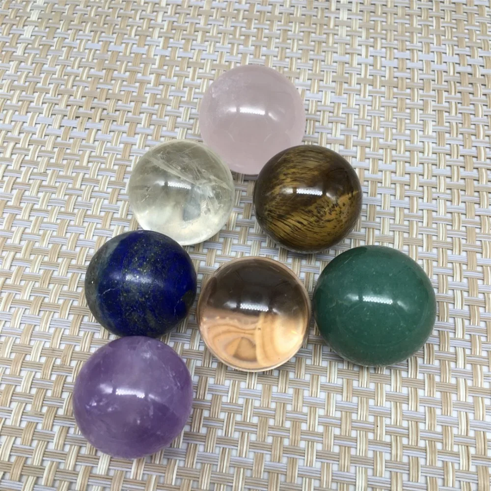 Натуральные драгоценные камни шар Исцеляющие кристаллы домашнее украшение рейки Wicca чакра камни сферы камни кожа массажный шар
Натуральные драгоценные камни шар Исцеляющие кристаллы домашнее украшение рейки Wicca чакра камни сферы камни кожа массажный шар