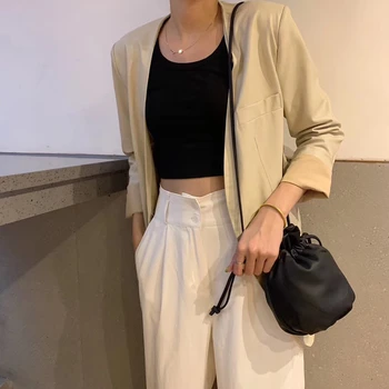 Girl's pull-out rope flower bud bucket bag Korean version solid color Pu bag hand bill of lading shoulder cross bag female autum 
Girl's pull-out rope flower bud bucket bag Korean version solid color Pu bag hand bill of lading shoulder cross bag female autum