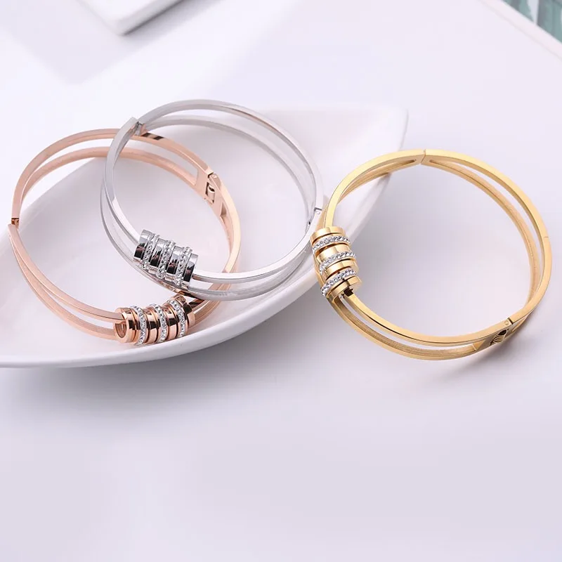 Three colors 2019Fashion gold lock Bracelet Top Quality open bracelet jewelry for female birthday gift
Three colors 2019Fashion gold lock Bracelet Top Quality open bracelet jewelry for female birthday gift