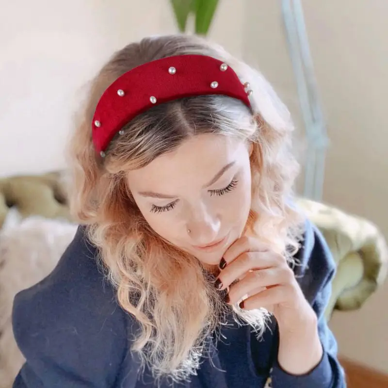 Vintage Velvet Flat Wide Headband Banquet Party Women Styling Headwear Solid Color Irregular Imitation Pearl Beaded Hair Hoop
Vintage Velvet Flat Wide Headband Banquet Party Women Styling Headwear Solid Color Irregular Imitation Pearl Beaded Hair Hoop
