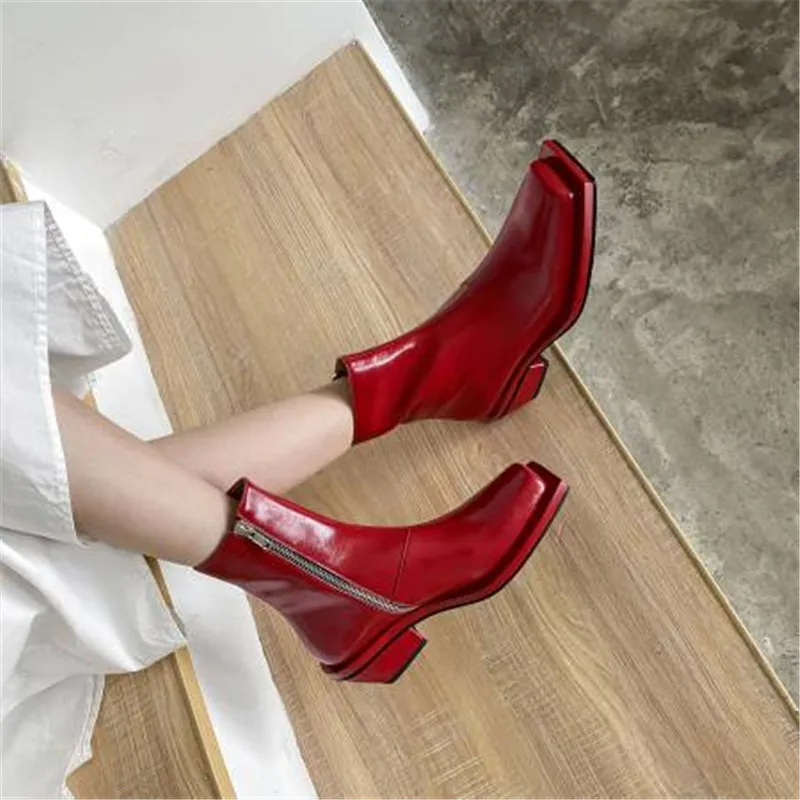 New Autumn 2020 Women's Shoes Mid-heel Platform Boots Square Heel Genuine Leather Solid Women Boots
New Autumn 2020 Women's Shoes Mid-heel Platform Boots Square Heel Genuine Leather Solid Women Boots