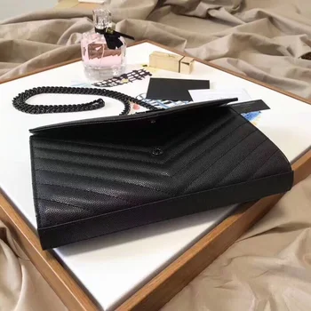 Womens Luxury Designer Caviar Leather Envelope Bag Shoulder Bag Chain Flap Crossbody Bag Handbag Clutch Contains 24 Card Slots
Womens Luxury Designer Caviar Leather Envelope Bag Shoulder Bag Chain Flap Crossbody Bag Handbag Clutch Contains 24 Card Slots