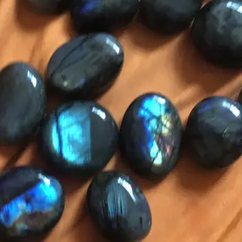 1pc Natural Crystal Moonstone Raw Gemstone Ornament Polished Quartz Labradorite Handicraft Fish Tank Decorating Stone Healing St
1pc Natural Crystal Moonstone Raw Gemstone Ornament Polished Quartz Labradorite Handicraft Fish Tank Decorating Stone Healing St