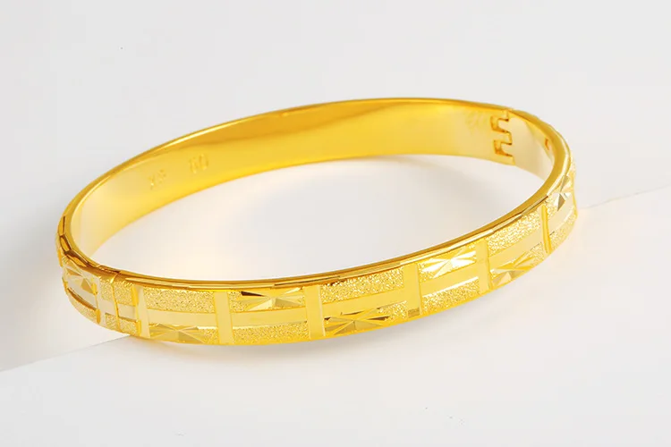 Gold-plated retro fashion car flower matte ladies bracelet net red live bride gift wedding bracelet
Gold-plated retro fashion car flower matte ladies bracelet net red live bride gift wedding bracelet