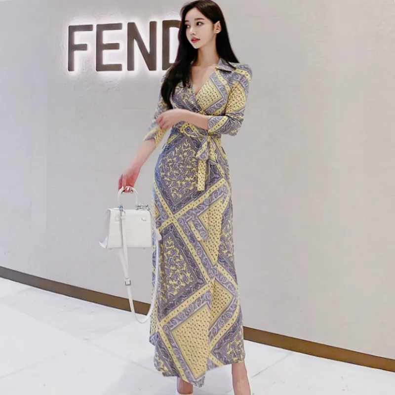 Autumn V-Neck 3/4 Sleeve Maxi Long Casual Dress Sashes Split Ankle-Length Casual Print Vestidos
Autumn V-Neck 3/4 Sleeve Maxi Long Casual Dress Sashes Split Ankle-Length Casual Print Vestidos