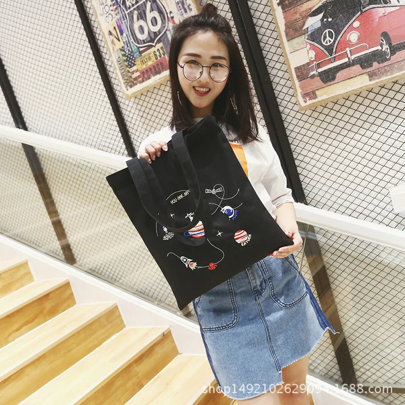 Micro for Fashion Korean-style Embroidery Shoulder Bag/ Hand Bag Canvas Bag Student School Bag bu xi dai Environmentally Friendl
Micro for Fashion Korean-style Embroidery Shoulder Bag/ Hand Bag Canvas Bag Student School Bag bu xi dai Environmentally Friendl