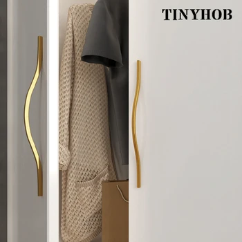 Light Luxury Long Handles Cabinet Knobs and Handles Simple Drawer Pulls Curved Line Furniture Handle Black Cupboard Accessories
Light Luxury Long Handles Cabinet Knobs and Handles Simple Drawer Pulls Curved Line Furniture Handle Black Cupboard Accessories