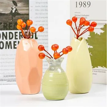 30Pcs Fake Single Stem Orange Berry 4.72" Length Christmas Foam Berries for DIY Home Wedding Shop Decorative Photography Prop 
30Pcs Fake Single Stem Orange Berry 4.72" Length Christmas Foam Berries for DIY Home Wedding Shop Decorative Photography Prop