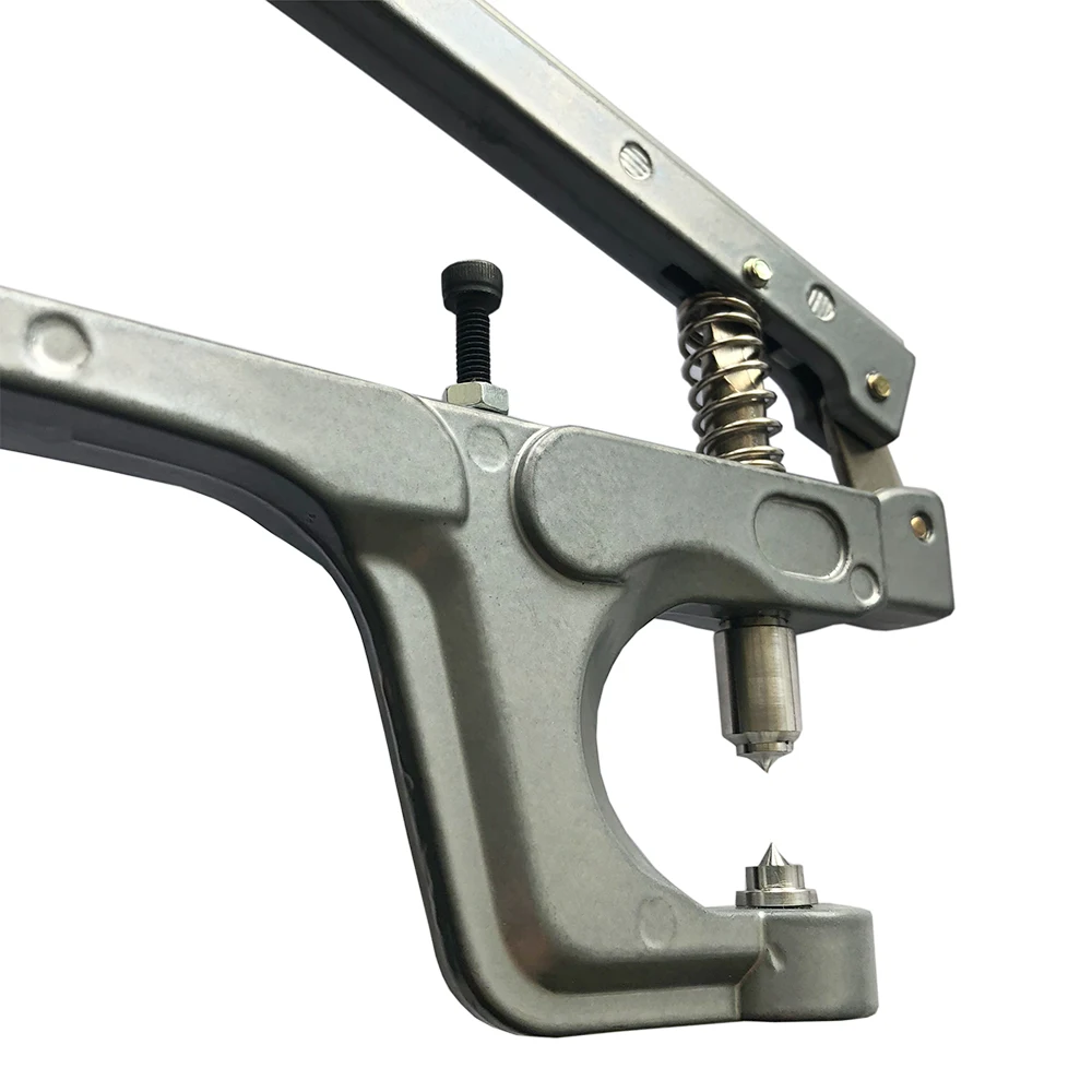 Badminton Racquet Grommets Tool Badminton Racket Racket String Protective Sleeve Eyelet Replacement Pliers
Badminton Racquet Grommets Tool Badminton Racket Racket String Protective Sleeve Eyelet Replacement Pliers