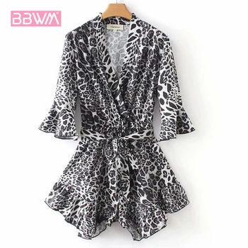 Short Leopard V-neck Sweet Print Lace Harajuku Women's Jumpsuit Long-sleeved Beach Vacation Chic Foreign Party Female Jumpsuit
Short Leopard V-neck Sweet Print Lace Harajuku Women's Jumpsuit Long-sleeved Beach Vacation Chic Foreign Party Female Jumpsuit