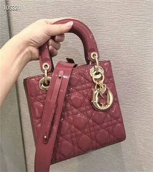 Fall 2020 New Fashion Women's Versatile Suit Diamond Lattice Shoulder Cross-Body Chain Bag
Fall 2020 New Fashion Women's Versatile Suit Diamond Lattice Shoulder Cross-Body Chain Bag