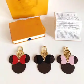 2020 New Cartoon Cute Mickey Fluffy Rabbit Fur Ball Keychain For Women Pompom Rabbit Fur Key Ring Key chain on Bag Car Jewelry
2020 New Cartoon Cute Mickey Fluffy Rabbit Fur Ball Keychain For Women Pompom Rabbit Fur Key Ring Key chain on Bag Car Jewelry