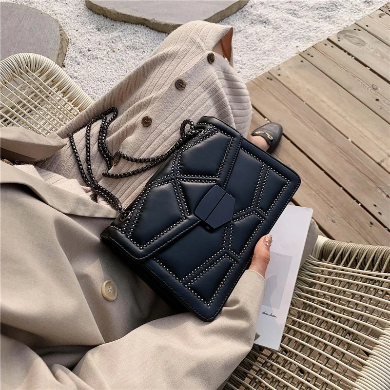 Rivet Chain Small Crossbody Bags For Women 2020 Shoulder Messenger Bag Lady Luxury Handbags
Rivet Chain Small Crossbody Bags For Women 2020 Shoulder Messenger Bag Lady Luxury Handbags