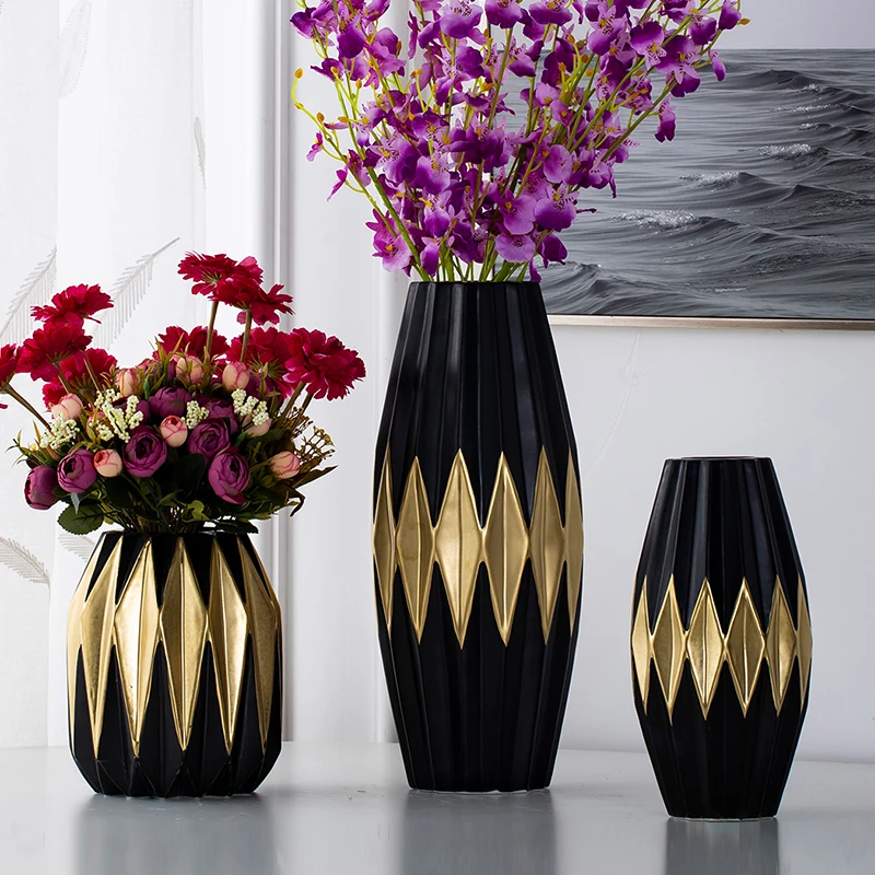 Nordic Succulents Flower Pots Geometric Origami Golden Rhombus Ceramic Flower Pot Black Flower Container Home Tabletop Ornaments
Nordic Succulents Flower Pots Geometric Origami Golden Rhombus Ceramic Flower Pot Black Flower Container Home Tabletop Ornaments