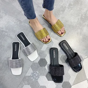 Net red slippers female 2020 spring summer new rhinestone square head flat bottom flip flops fitting room sandals women's shoes
Net red slippers female 2020 spring summer new rhinestone square head flat bottom flip flops fitting room sandals women's shoes