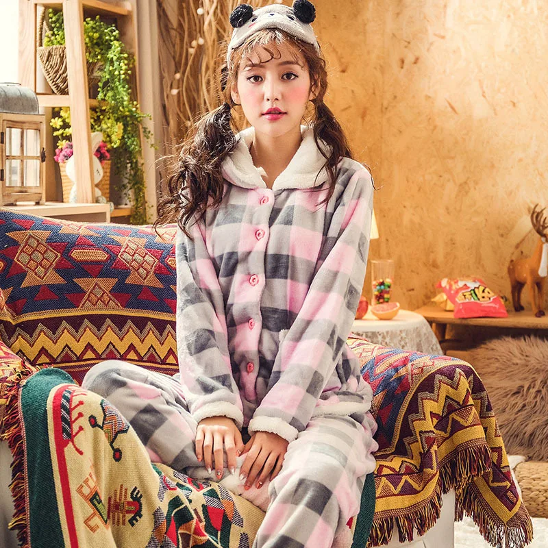 Pajamas Female Winter Coral Velvet Long Sleeve Trousers Set Korean-style Cardigan Plaid Thick Flannel Sweet Home Wear
Pajamas Female Winter Coral Velvet Long Sleeve Trousers Set Korean-style Cardigan Plaid Thick Flannel Sweet Home Wear