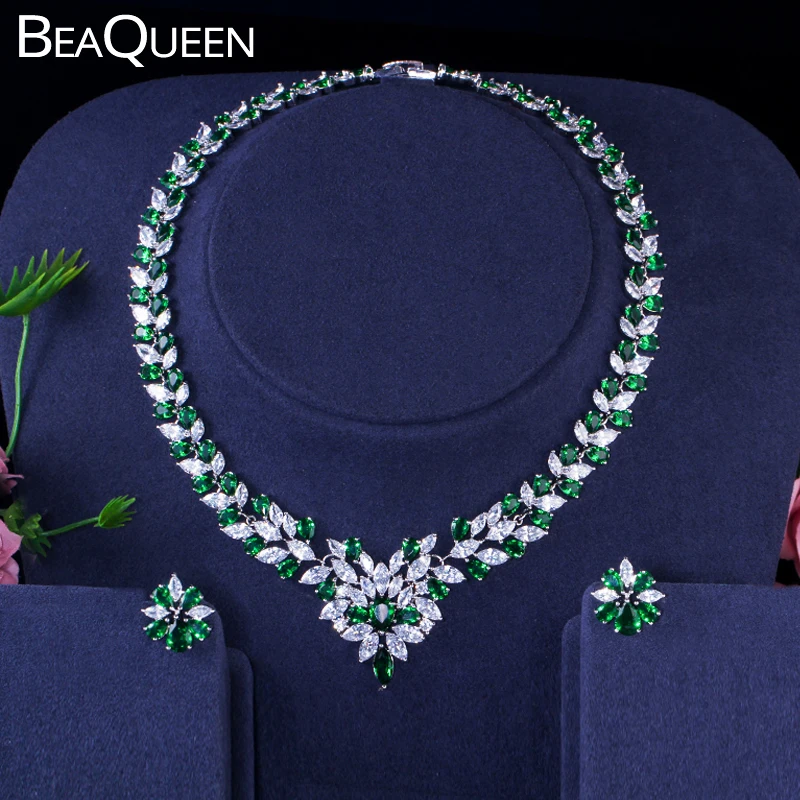 BeaQueen Shiny Big Flower Green Cubic Zirconia Crystal Choker Necklace and Earrings Sets Wedding Dress Jewelry Accessories JS026
BeaQueen Shiny Big Flower Green Cubic Zirconia Crystal Choker Necklace and Earrings Sets Wedding Dress Jewelry Accessories JS026