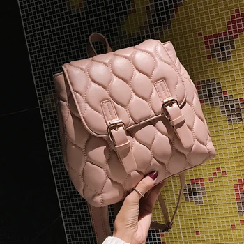 Small backpack female Korean version small bag female 2020 new fashion Korean version with casual fashion travel bag small 
Small backpack female Korean version small bag female 2020 new fashion Korean version with casual fashion travel bag small