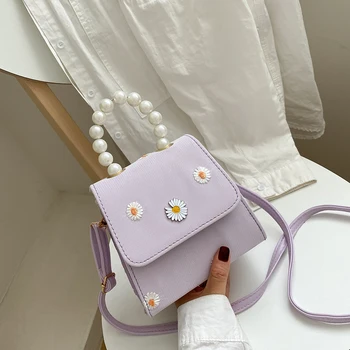 Bags For Women 2020 Summer Daisy Flower Small Shoulder Bag Pearl Leather Crossbody Female Designer Elegant Messenger Bag Totes 
Bags For Women 2020 Summer Daisy Flower Small Shoulder Bag Pearl Leather Crossbody Female Designer Elegant Messenger Bag Totes