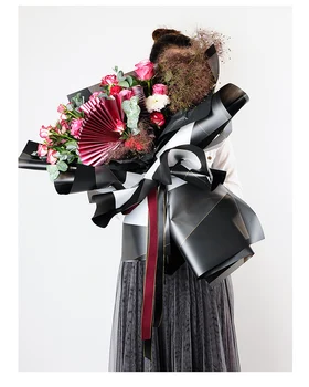 20pcs 60x60cm florist packaging material gift wrap craft paper decor gift magnetic line DIY scrapbook decorative flower packing 
20pcs 60x60cm florist packaging material gift wrap craft paper decor gift magnetic line DIY scrapbook decorative flower packing