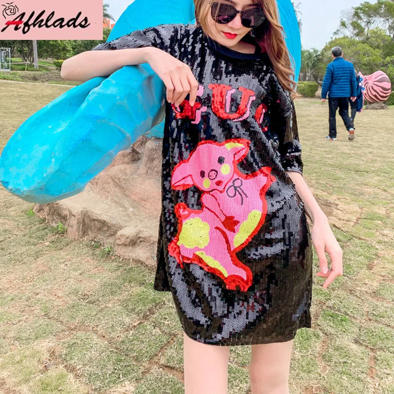 Summer New Plus Size Cartoon Print T-Shirt Sequined Streetwear Loose Short Sleeved Hip Hop Night Club Oversized Women's Tops
Summer New Plus Size Cartoon Print T-Shirt Sequined Streetwear Loose Short Sleeved Hip Hop Night Club Oversized Women's Tops