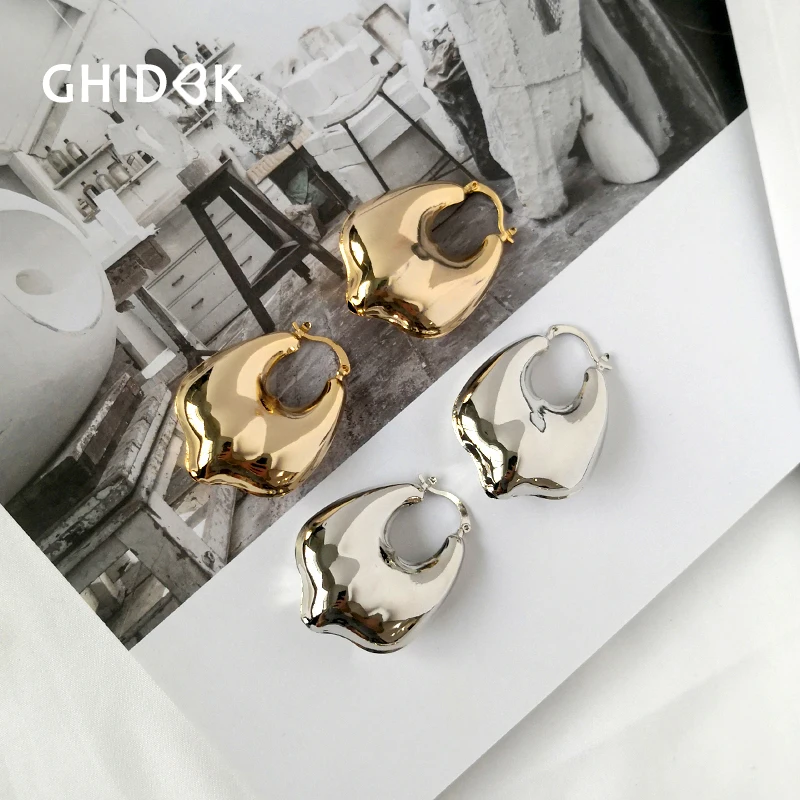 GHIDBK Chunky Statement Hollow Heart Hoop Earrings for Women Simple Big Shaped Petal Earring Hoops Demo Earring Jewelry Wholesale
GHIDBK Chunky Statement Hollow Heart Hoop Earrings for Women Simple Big Shaped Petal Earring Hoops Demo Earring Jewelry Wholesale