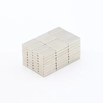 200pcs 10mm x 5mm x 5mm N35 NdFeB Rectangular magnets 10x5x5 mm Super Strong Neodymium magnet 10*5*2 mm Cuboid magnet
200pcs 10mm x 5mm x 5mm N35 NdFeB Rectangular magnets 10x5x5 mm Super Strong Neodymium magnet 10*5*2 mm Cuboid magnet