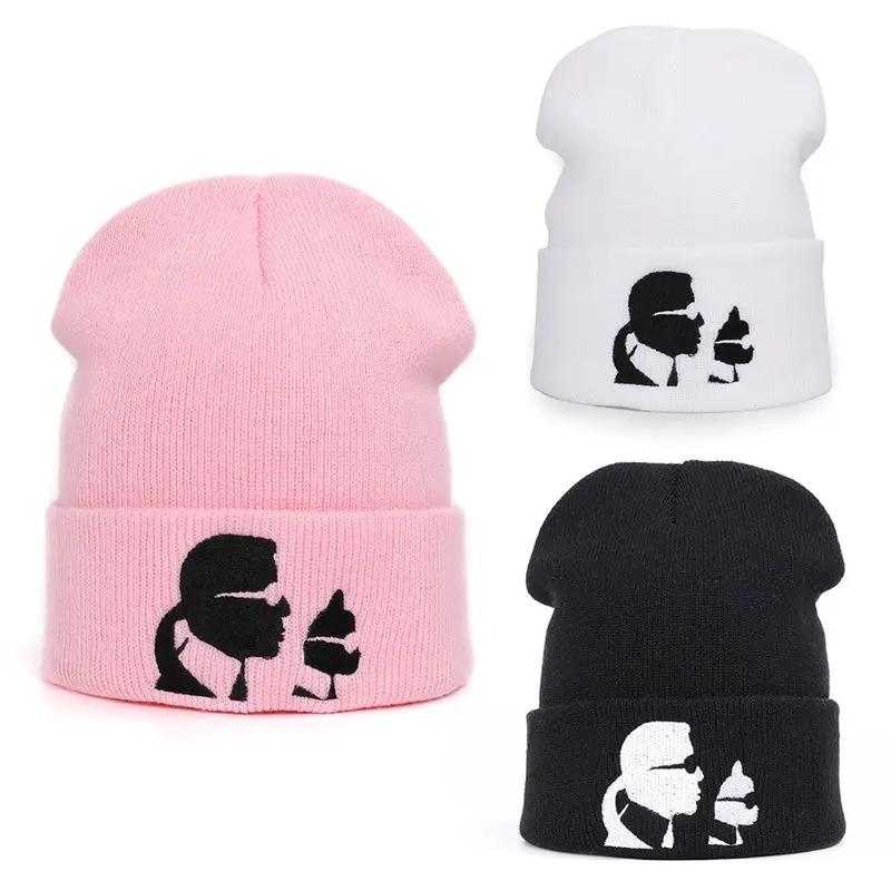 Unisex Winter Knitted Hat Famous Costume Designer Embroidery Cuffed Beanie Cap High Quality and Brand New
Unisex Winter Knitted Hat Famous Costume Designer Embroidery Cuffed Beanie Cap High Quality and Brand New