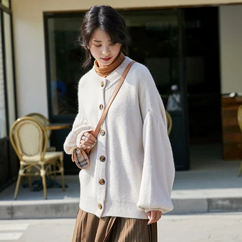 Deivor new round neck women's long sleeve cardigan coat short sweater top thickened and simple 
Deivor new round neck women's long sleeve cardigan coat short sweater top thickened and simple