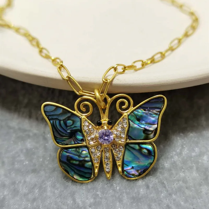 

Niche Design Abalone Shell Set Auger Butterfly Necklace Chain Pendant Tide Female Contracted Ins Web Celebrity Clavicle