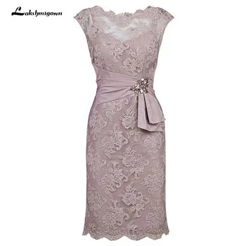 Sheath Scalloped-Edge Cap Sleeves Grey Lace Short Mother Of The Bride Dress with Beading Waist
Sheath Scalloped-Edge Cap Sleeves Grey Lace Short Mother Of The Bride Dress with Beading Waist