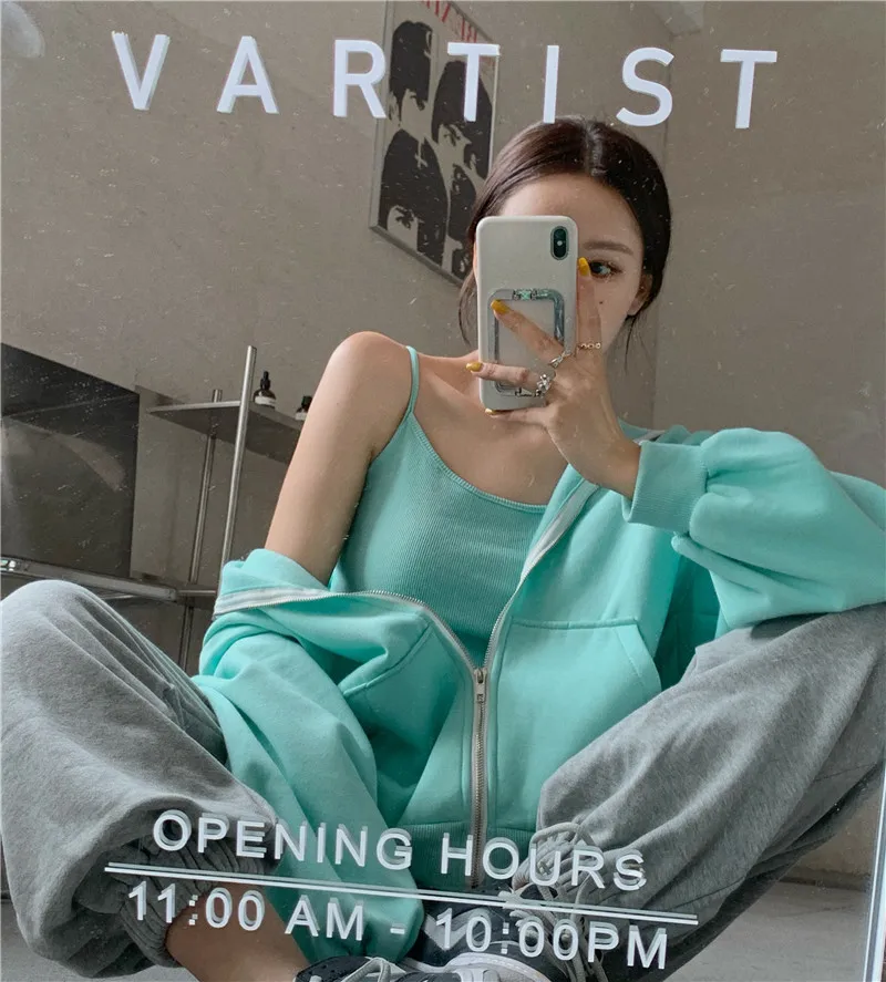 Fashion new and versatile small sling wide loose zipper hooded plus fleece sweatshirts
Fashion new and versatile small sling wide loose zipper hooded plus fleece sweatshirts