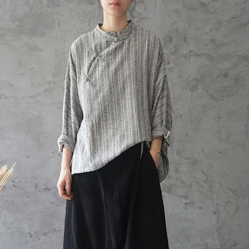 Johnature Autumn Leisure All-match Stand Striped Batwing Sleeve Women Tops Shirt 2019 New Loose Comfortable Plate Buckle Shirt
Johnature Autumn Leisure All-match Stand Striped Batwing Sleeve Women Tops Shirt 2019 New Loose Comfortable Plate Buckle Shirt