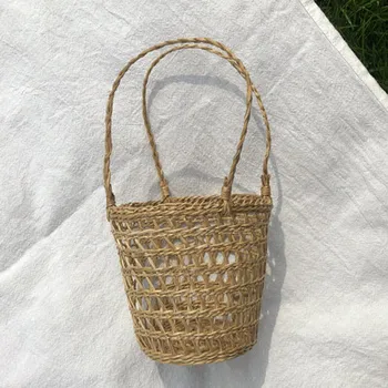 Handmade Straw Woven Portable Woven Small Barrel Pen Holder Cup Set Storage Barrel Flower Basket Ins Desktop Decoration Pendulum
Handmade Straw Woven Portable Woven Small Barrel Pen Holder Cup Set Storage Barrel Flower Basket Ins Desktop Decoration Pendulum