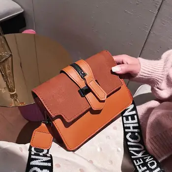 Women's Designer Handbag 2019 Fashion New High quality PU Leather Women bag Women PU Leather Purse Letters Wide Shoulder Handbag 
Women's Designer Handbag 2019 Fashion New High quality PU Leather Women bag Women PU Leather Purse Letters Wide Shoulder Handbag