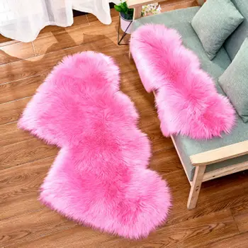 2020 HOT Selling Plush Heart Shaped Living Room Bedroom Floor Mat Cover Carpet Floor Rug Area Rug High Quality
2020 HOT Selling Plush Heart Shaped Living Room Bedroom Floor Mat Cover Carpet Floor Rug Area Rug High Quality