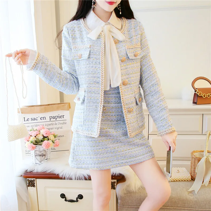 Runway 2020 Autumn Winter Women Golden Silk Tweed Suits Single Breasted Jacket Coat + A type Mini Skirt Ladies Tweed 2-Piece Set
Runway 2020 Autumn Winter Women Golden Silk Tweed Suits Single Breasted Jacket Coat + A type Mini Skirt Ladies Tweed 2-Piece Set