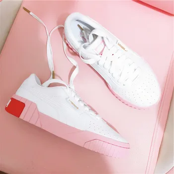 2020 Pumax Women's Cali Sneaker Rihannan Platform Euphoria Metal Women Badminton Shoes White leather Mens Shoes EUR size 35.5-44
2020 Pumax Women's Cali Sneaker Rihannan Platform Euphoria Metal Women Badminton Shoes White leather Mens Shoes EUR size 35.5-44