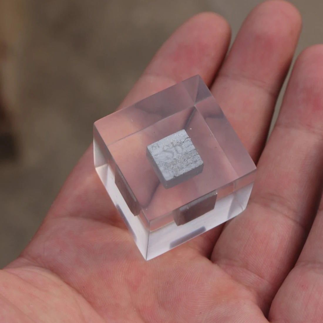 10x10x10mm Metal Antimony Resin Casting Cube Rare Earth Elements Cube Periodic Table Of Elements Cube(Sb≥99.99%) Educational Toy
10x10x10mm Metal Antimony Resin Casting Cube Rare Earth Elements Cube Periodic Table Of Elements Cube(Sb≥99.99%) Educational Toy