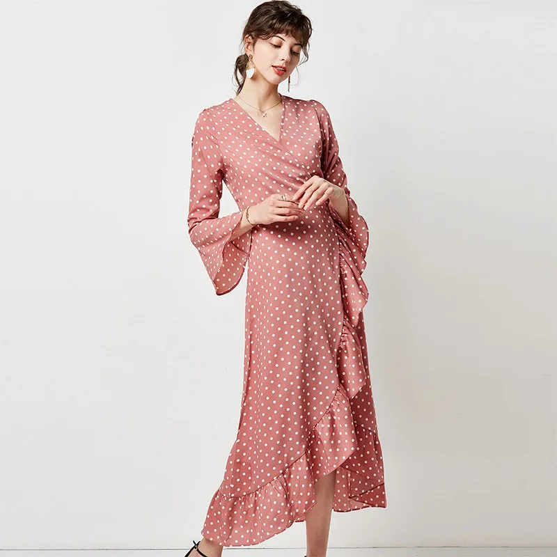 Dot Print Women Dress Flare Long Sleeve Vintage Dresses V Neck Bandage Casual Vestido Mid Calf Plus Size Fashion Robe Femme 2XL
Dot Print Women Dress Flare Long Sleeve Vintage Dresses V Neck Bandage Casual Vestido Mid Calf Plus Size Fashion Robe Femme 2XL