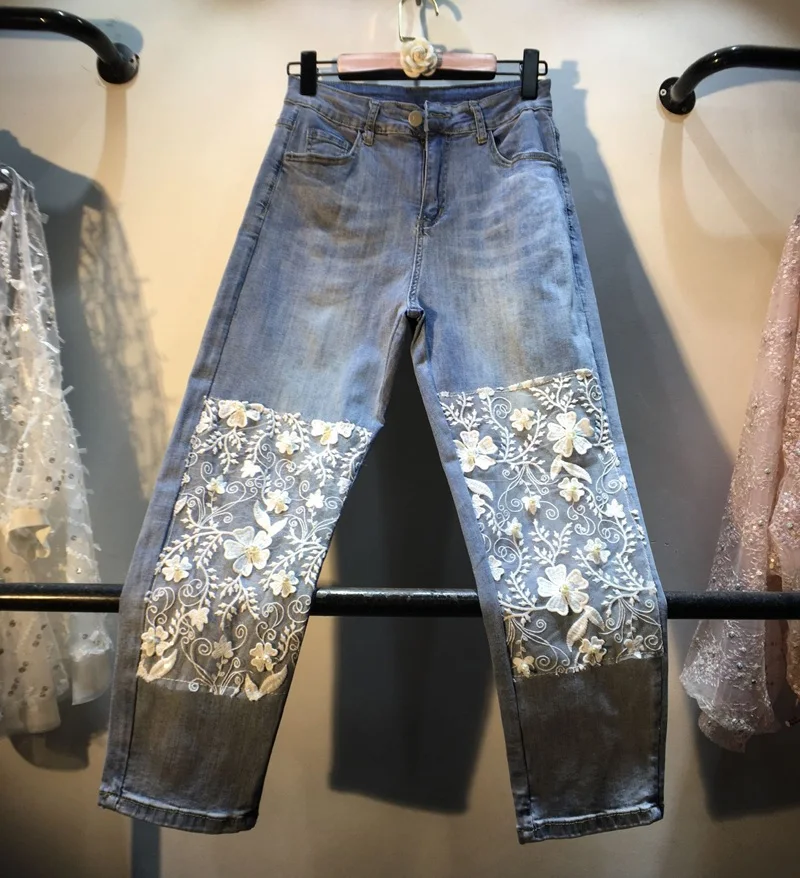Lace Denim Jeans for Women 2020 Summer New Stitching Embroidery Beaded Lace High Waist Thin Elastic Straight Jeans Denim Pants
Lace Denim Jeans for Women 2020 Summer New Stitching Embroidery Beaded Lace High Waist Thin Elastic Straight Jeans Denim Pants