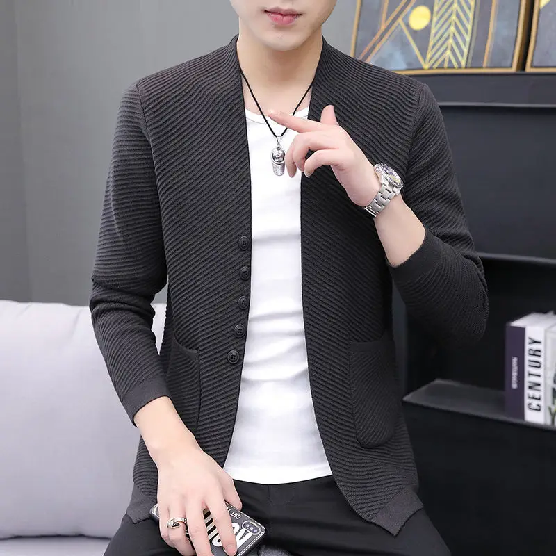 Autumn New Men's Sweater Slim Style in Korean Version Knitted Cardigan Jacket Stylish Plaid Jacket
Autumn New Men's Sweater Slim Style in Korean Version Knitted Cardigan Jacket Stylish Plaid Jacket