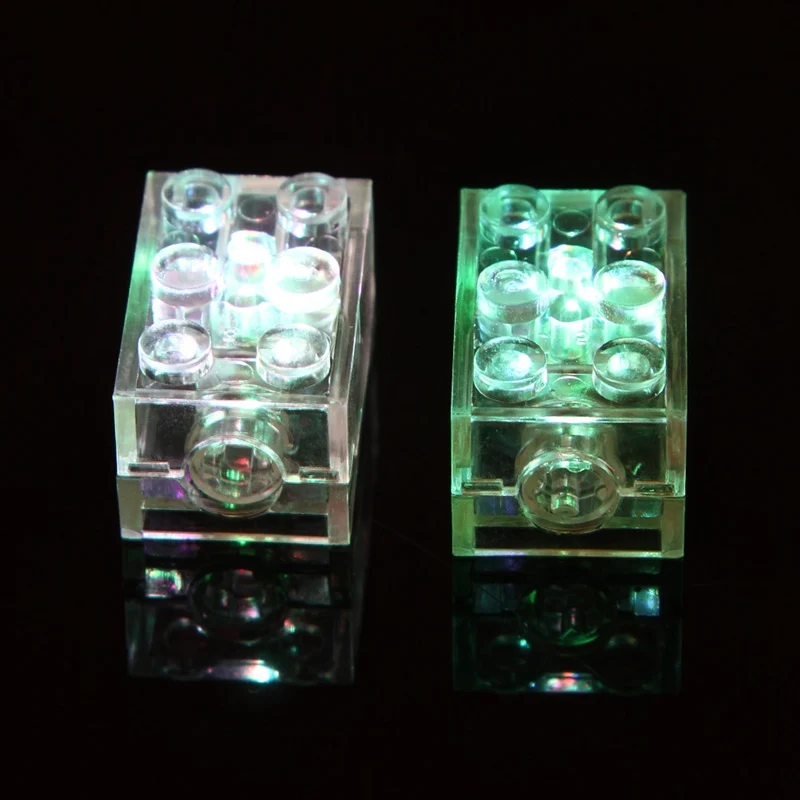 1pcs LED Light Building Block Bricks Colorful Light-emitting Kids Toys Improve Children's Hands-on Educational Toy Gift For Kids
1pcs LED Light Building Block Bricks Colorful Light-emitting Kids Toys Improve Children's Hands-on Educational Toy Gift For Kids