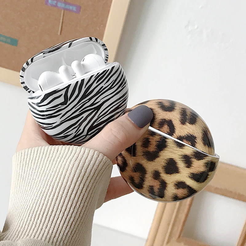 Leopard Zebra print Earphone glossy Case for Huawei Freebuds 3 Charging Box PC Hard Wireless bluetooth Headphone protect Cover
Leopard Zebra print Earphone glossy Case for Huawei Freebuds 3 Charging Box PC Hard Wireless bluetooth Headphone protect Cover