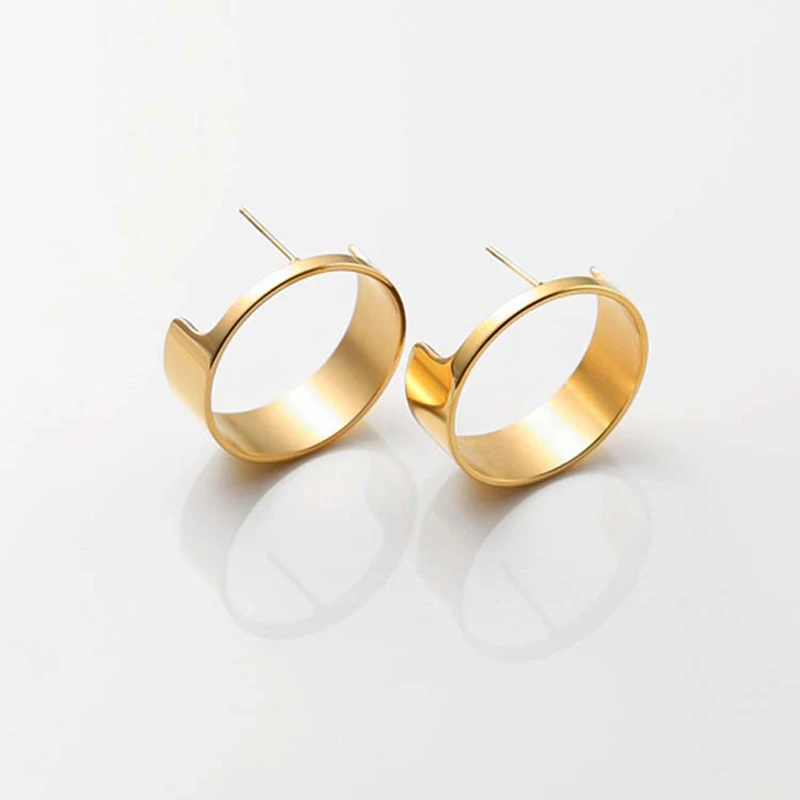 2019 New Gold Color Round stud Earrings Alloy Rock Punk Fashion Circle Statement Thick Earrings For Women Man Gift Party Jewelry
2019 New Gold Color Round stud Earrings Alloy Rock Punk Fashion Circle Statement Thick Earrings For Women Man Gift Party Jewelry