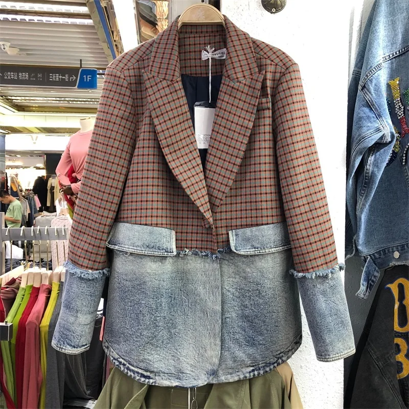 2019 autumn new temperament wild loose lattice half open collar stitching small suit jacket
2019 autumn new temperament wild loose lattice half open collar stitching small suit jacket
