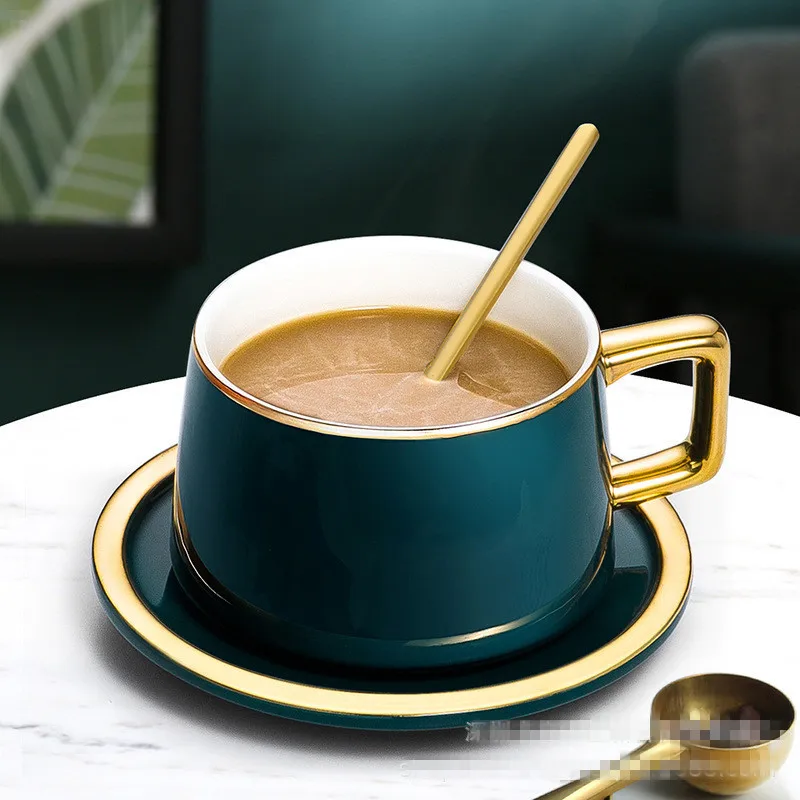 Luxury European Coffee Cup Set with Plate Porcelain Coffeeware set Gold Cup Classic Afternoon Tea cup Coffeeware Gift for Woman
Luxury European Coffee Cup Set with Plate Porcelain Coffeeware set Gold Cup Classic Afternoon Tea cup Coffeeware Gift for Woman