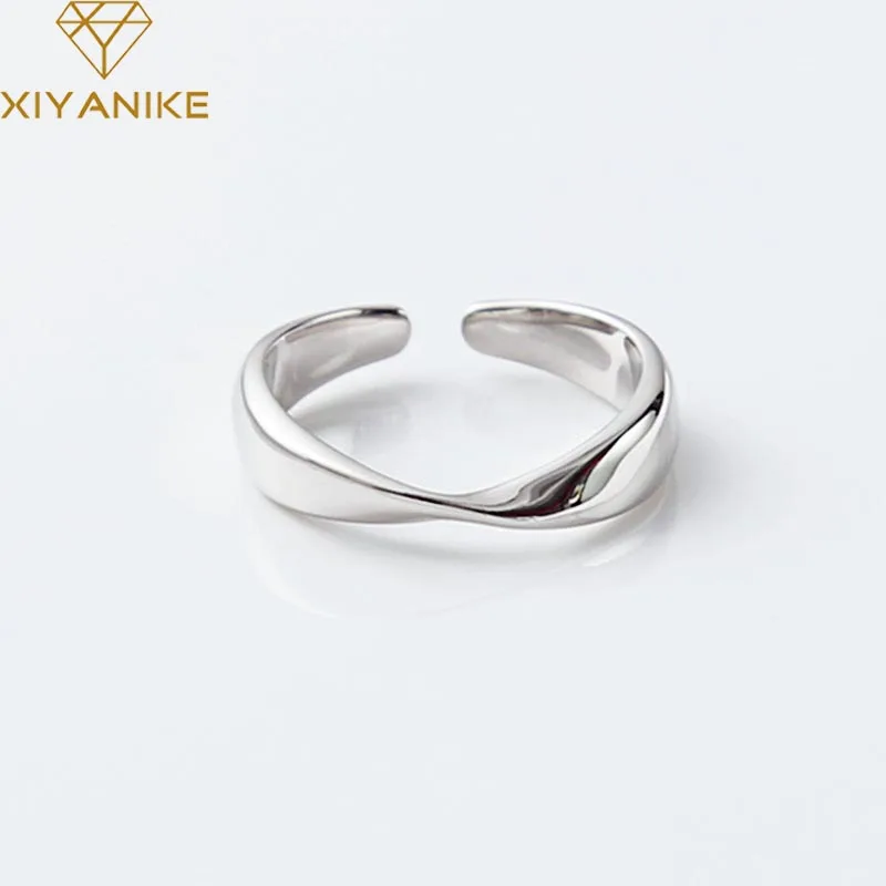 XIYANIKE 925 Sterling Silver Creative Irregular Twist Opening Rings Fashion Glossy Water Wave Surface Jewelry For Woemn Gift
XIYANIKE 925 Sterling Silver Creative Irregular Twist Opening Rings Fashion Glossy Water Wave Surface Jewelry For Woemn Gift