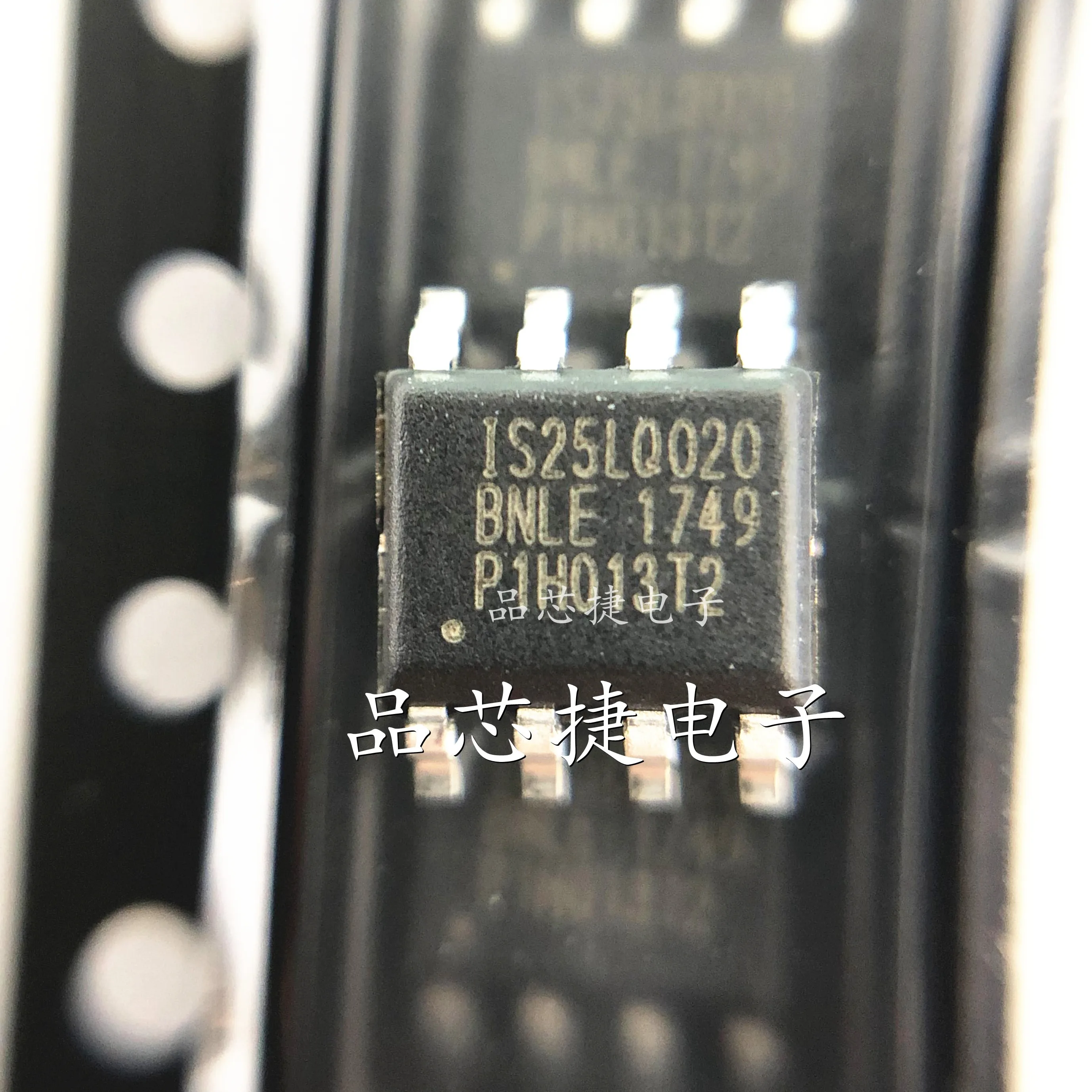 10 шт./лот IS25LQ020B-JNLE Marking IS25LQ020 BNLE SOIC-8 3V QUAD SERIAL FLASH MEMORY
10 шт./лот IS25LQ020B-JNLE Marking IS25LQ020 BNLE SOIC-8 3V QUAD SERIAL FLASH MEMORY