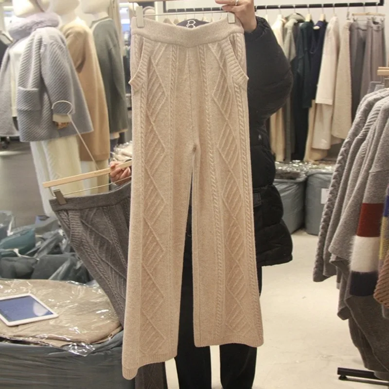 2019 Autumn Pants New Women Wear Retro Rhomboid Pattern Knitted Wool Loose Waist Fashion Casual Pants 
2019 Autumn Pants New Women Wear Retro Rhomboid Pattern Knitted Wool Loose Waist Fashion Casual Pants